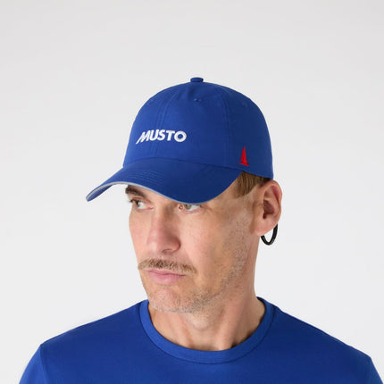 Musto Pet Sneldrogend Essential Crew Ultrablauw