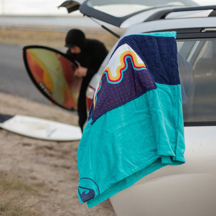 Wave Hawaii Poncho Unisex Bluebow